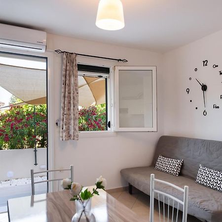 Sofoklis City House With A Private Veranda Lefkada City Bagian luar foto