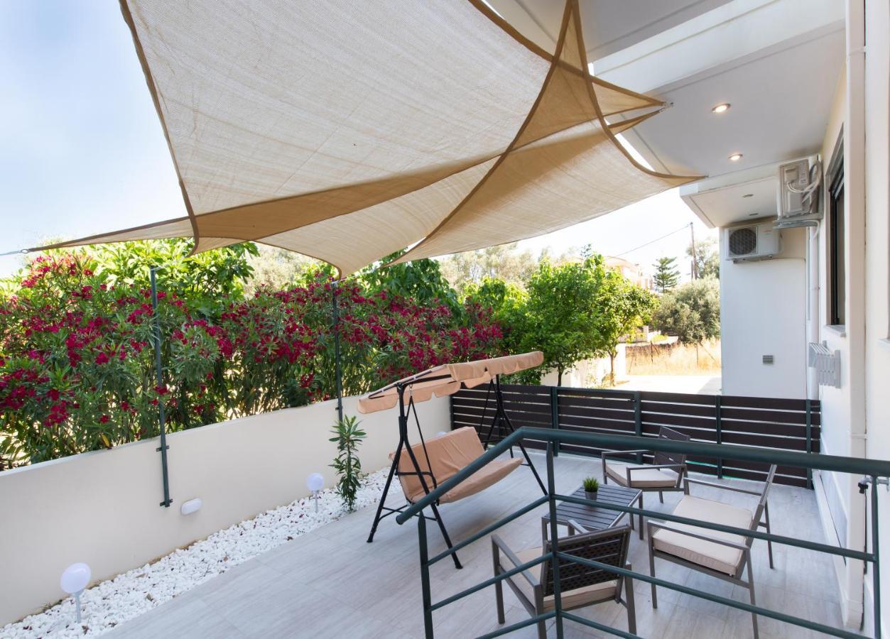 Sofoklis City House With A Private Veranda Lefkada City Bagian luar foto